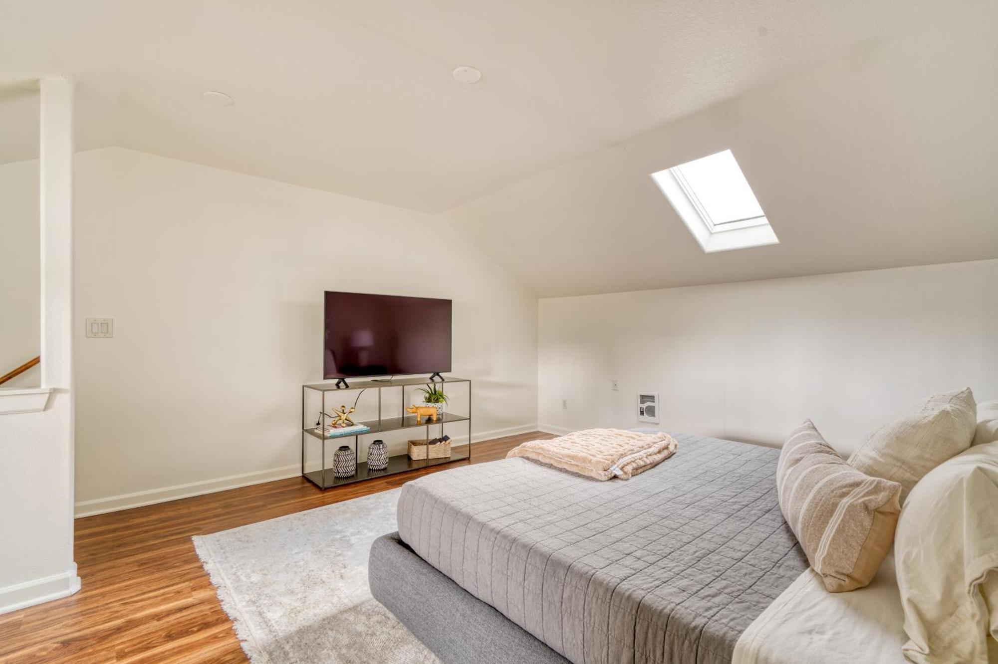 Stay Portland - Perfect Portland Farmhouse Loft - Breweries & Bars Exterior foto