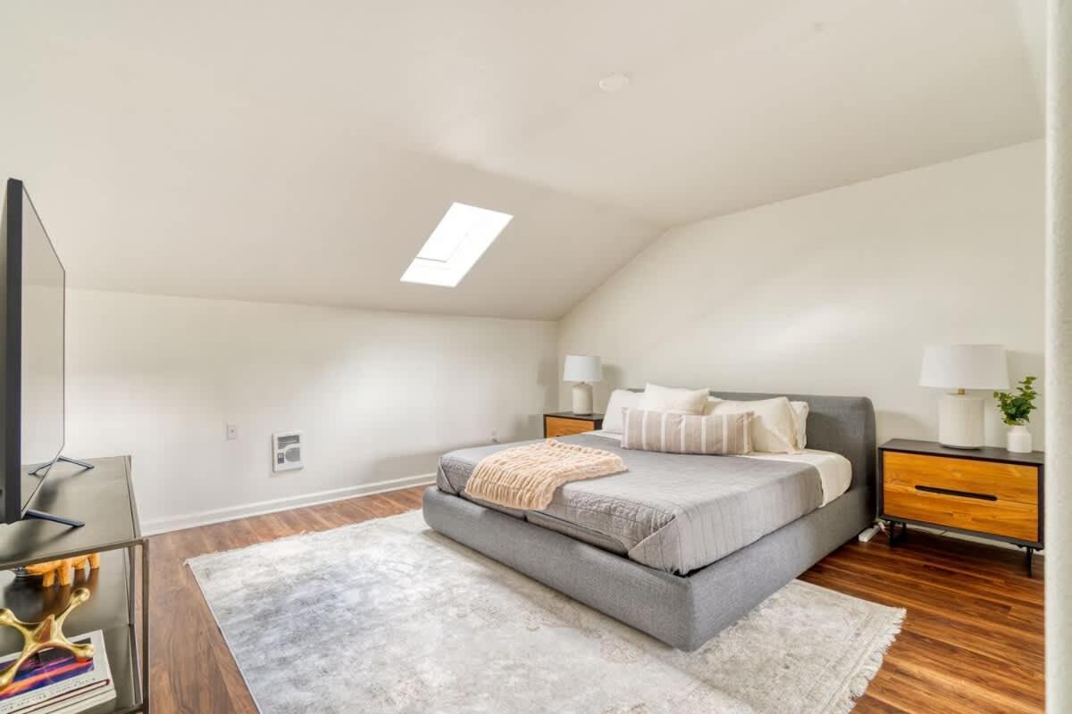 Stay Portland - Perfect Portland Farmhouse Loft - Breweries & Bars Exterior foto